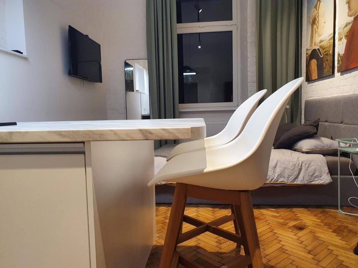 Takie Studio, Ze Zal Nie Wynajac Łódź Exteriör bild